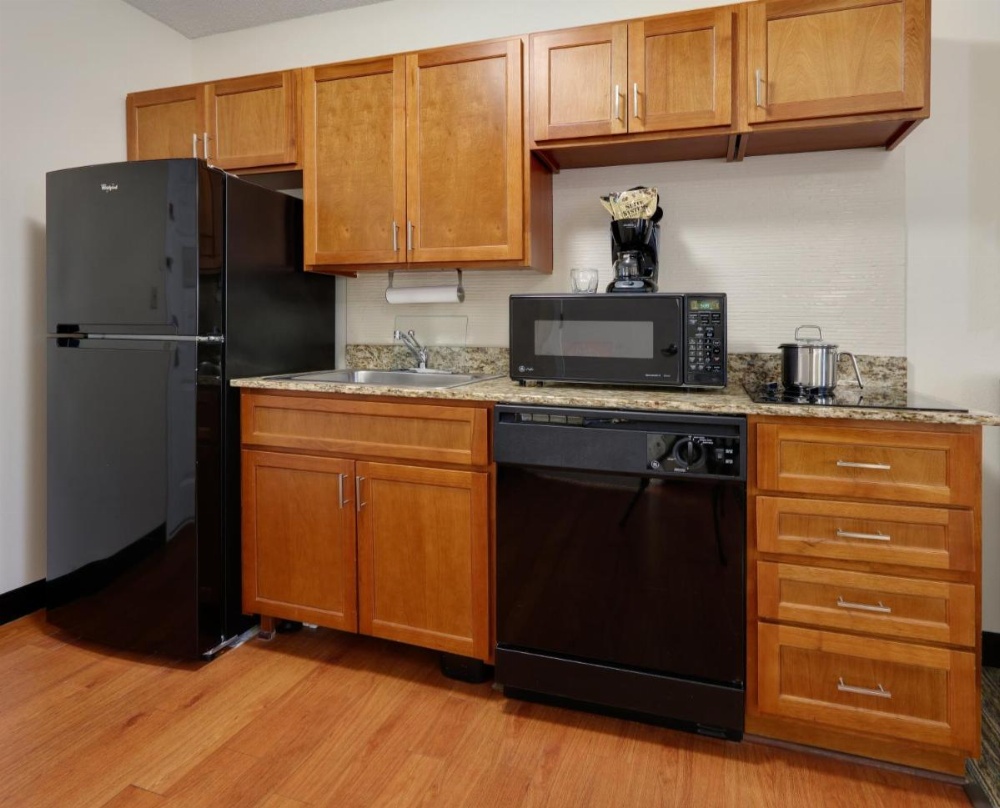 Candlewood Suites Salina Image 17