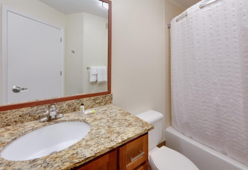 Candlewood Suites Salina Image 21